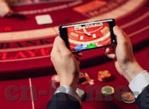 哪个棋牌能玩德州扑克-德州扑克，在棋牌世界中的智慧博弈
